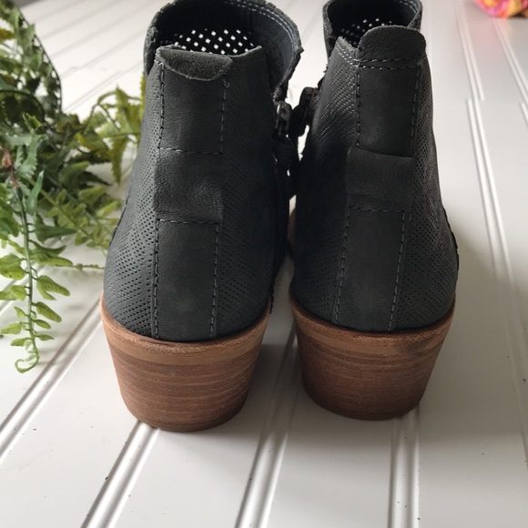 Dolce vita boots pointed toe charcoal black grey laser cut ankle - Picture 6 of 10